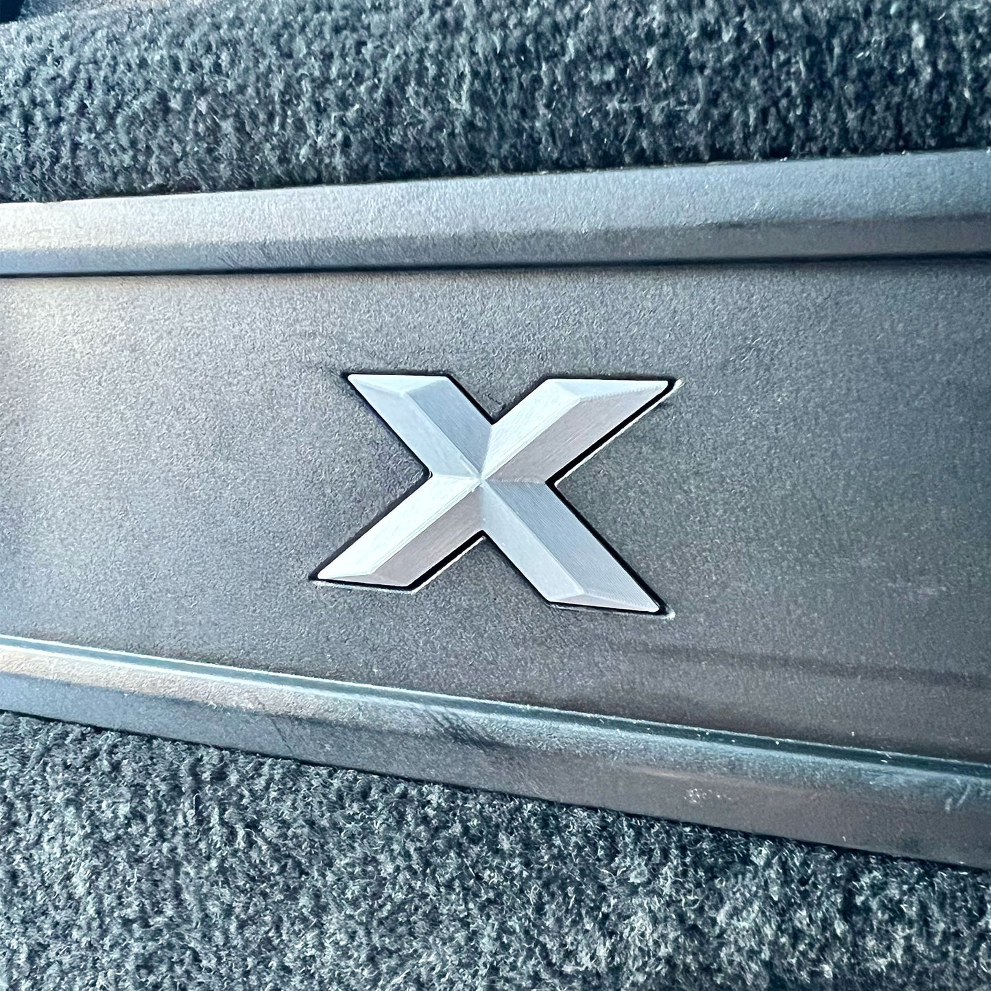 G05/F95 X5 Cargo Badges